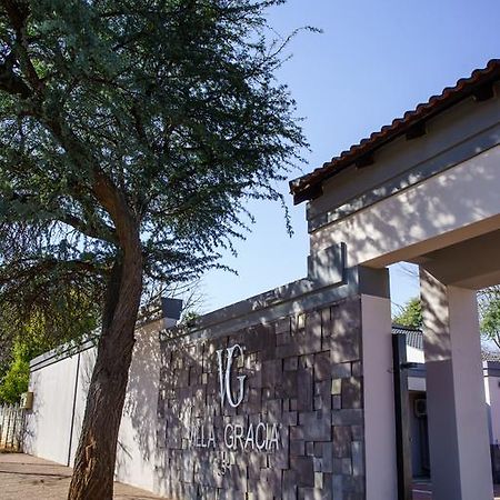 Villa Gracia Guesthouse Klerksdorp Extérieur photo