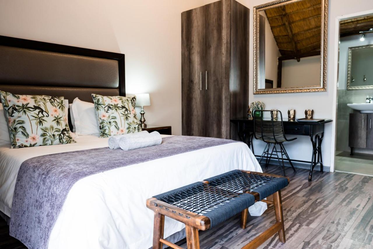 Villa Gracia Guesthouse Klerksdorp Extérieur photo